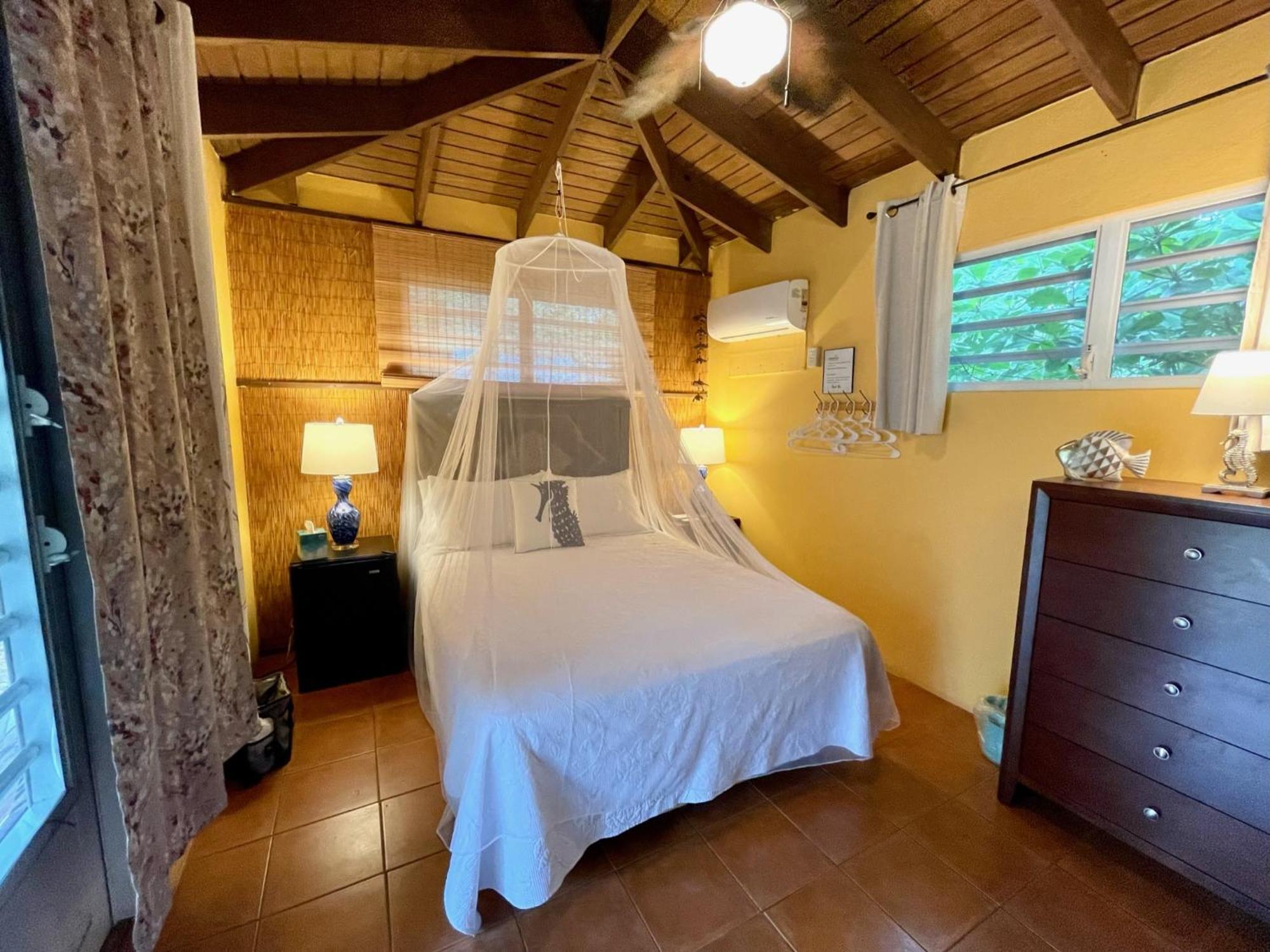 Esperanza Inn Guesthouse (Adults Only) Vieques Oda fotoğraf