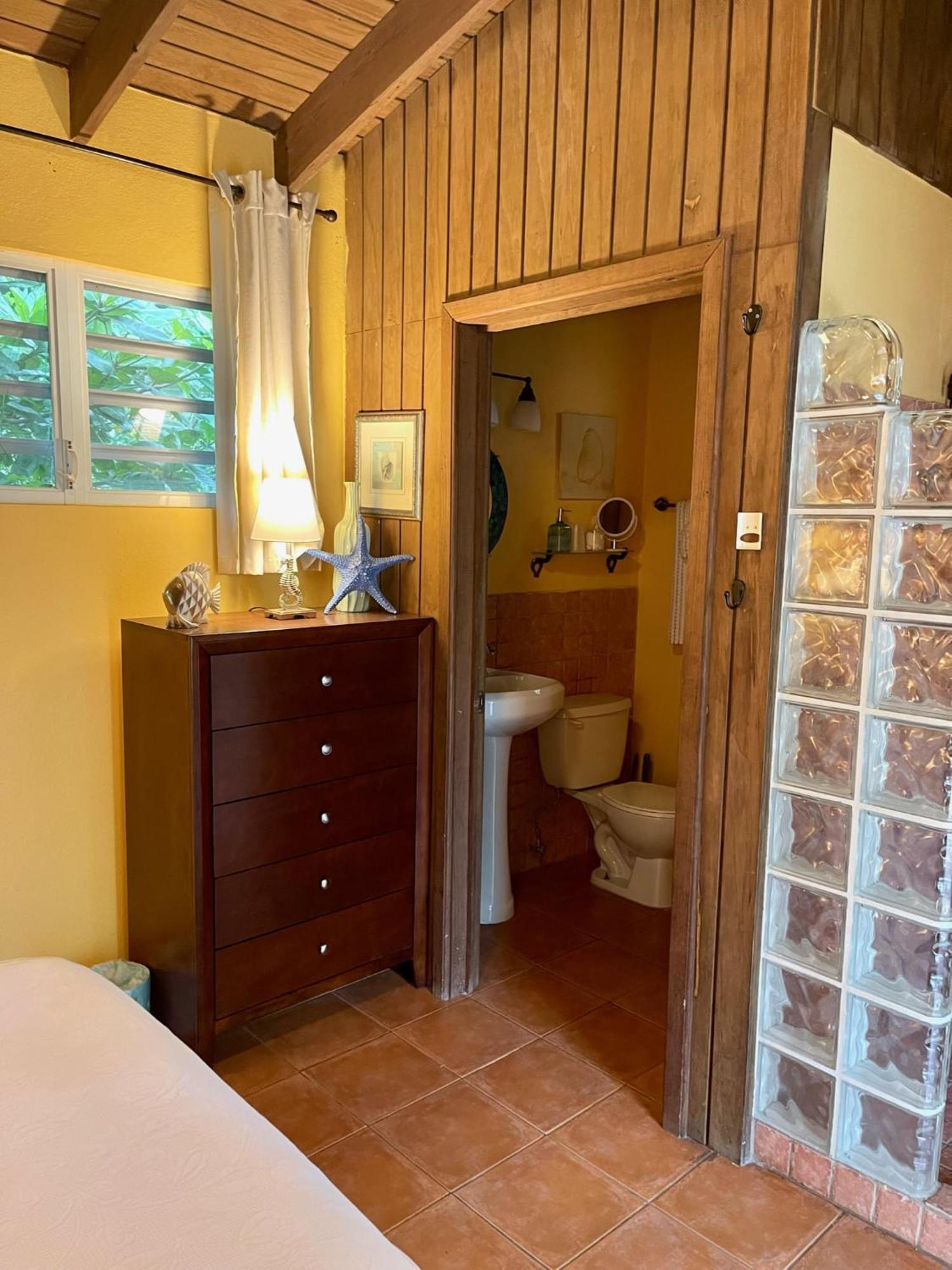 Esperanza Inn Guesthouse (Adults Only) Vieques Oda fotoğraf