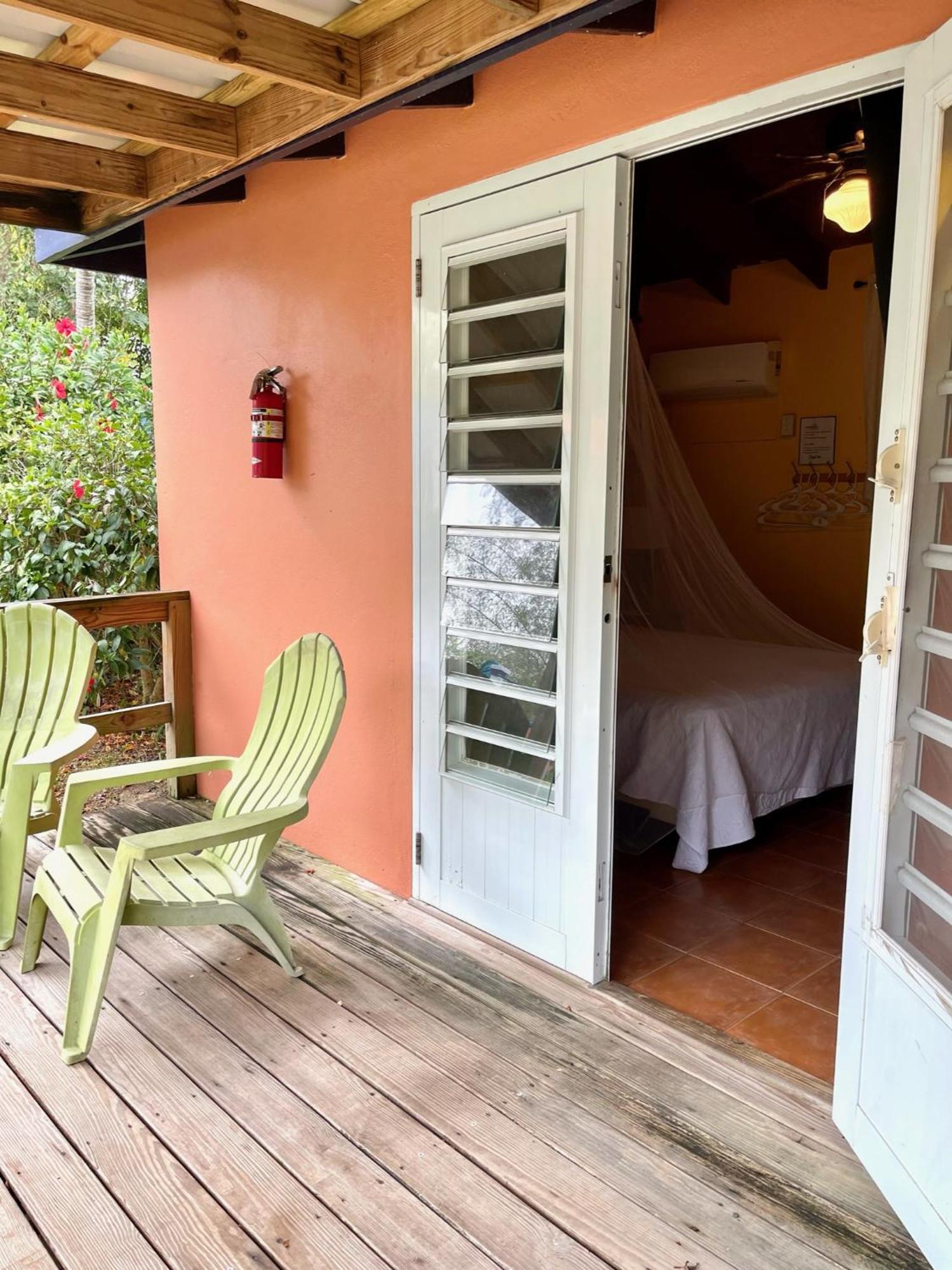 Esperanza Inn Guesthouse (Adults Only) Vieques Oda fotoğraf