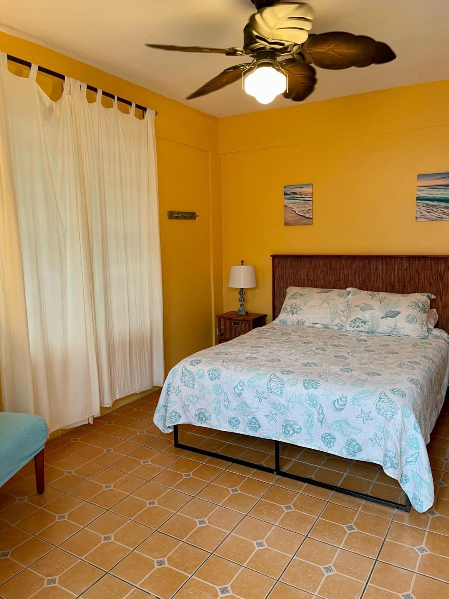Esperanza Inn Guesthouse (Adults Only) Vieques Oda fotoğraf